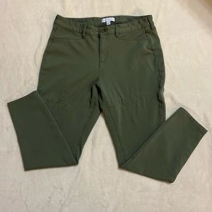 Woman’s Boutique Stretch Pants